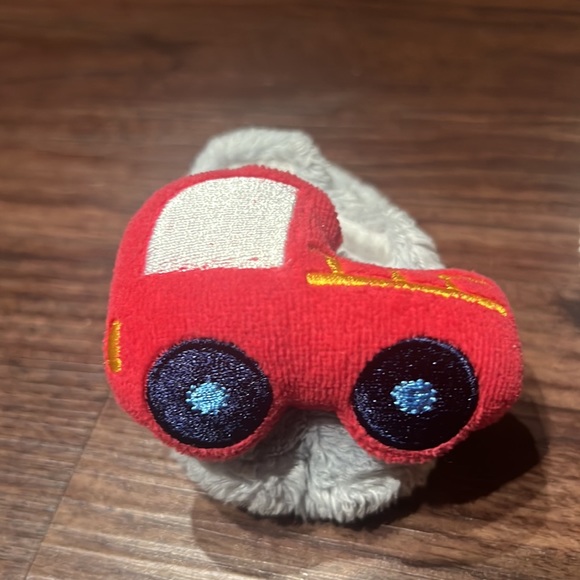 Firetruck baby slippers - Picture 2 of 2